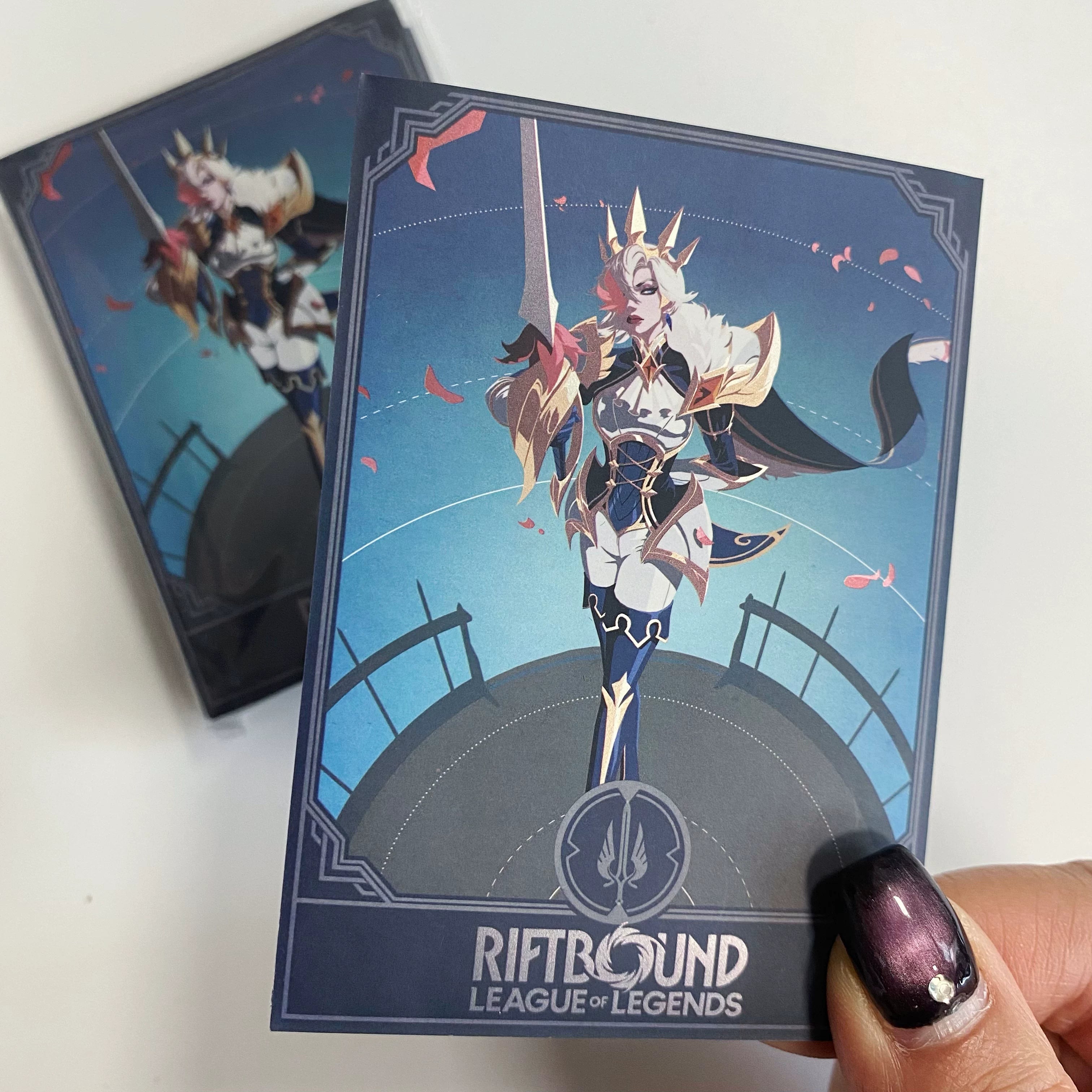 New Card Sleeves product image - Riftbound Rune Sleeve Set - Fiora: 【剑姬符文套装】（50张主牌卡套+15张符文卡套）1.webp